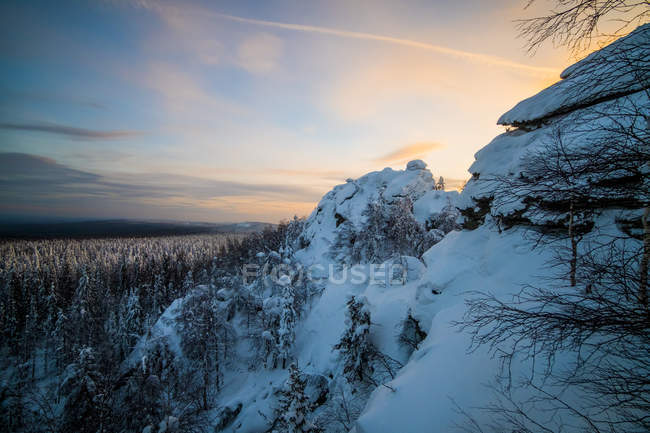 Vista panorámica cubierta de nieve, Rusia - foto de stock