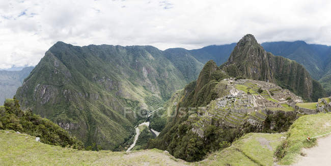 Vistas do topo da Montanha Machu Picchu, Cusco, Peru, América do Sul — Fotografia de Stock