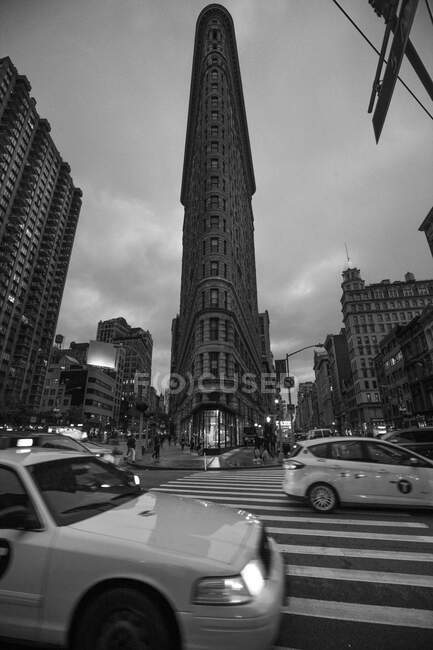 Blick auf das Flatiron Building, B & W, New York, USA — Stockfoto