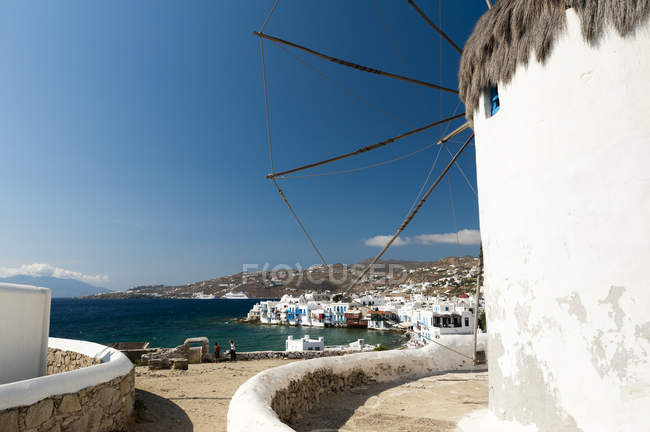 Moulin à vent, Mykonos Town, Cyclades, Grèce — Photo de stock