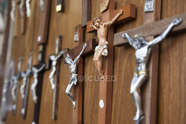 Crucifix hung on wall, Varese, Lombardia, Italy, Europe — Stock Photo