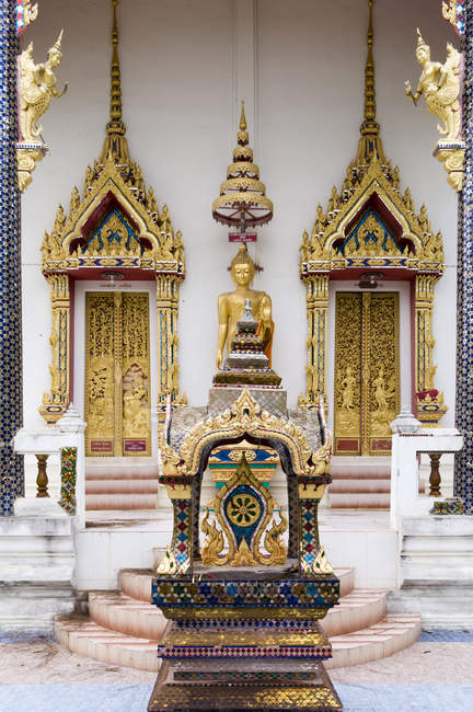 Templo Wat Ko Sirey, Phuket, Tailandia - foto de stock