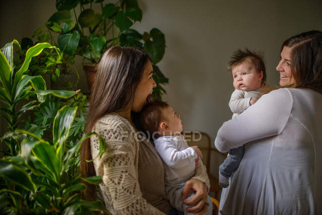 Mothers with their babies — Stock Photo