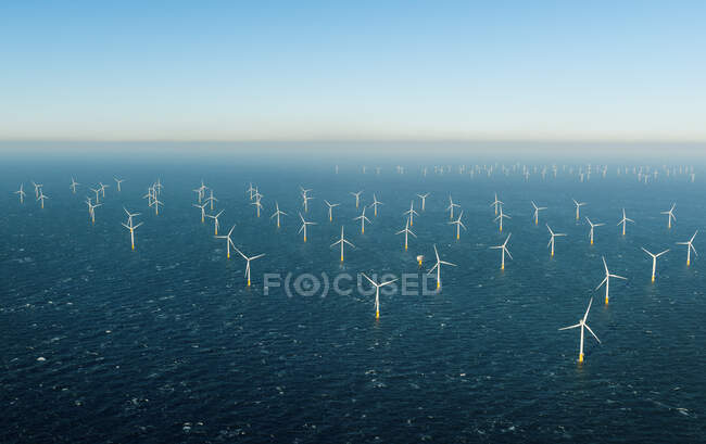 Морская ветроэлектростанция, Домбург, Зеландия, Нидерланды — стоковое фото