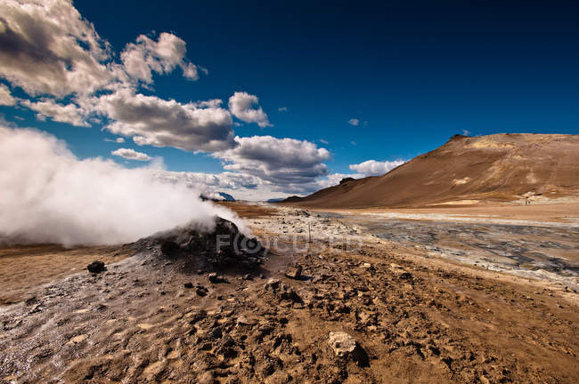 Hverir heiße Quellen, namafjall, Island — Stockfoto