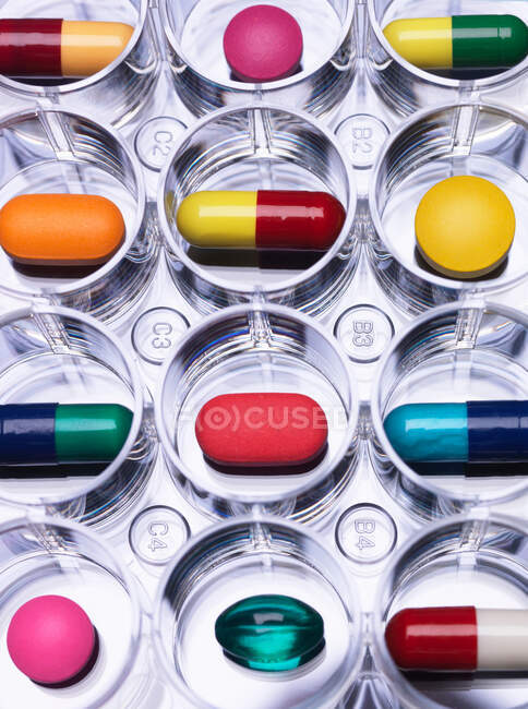 Close up of pills in sample tray — Stock Photo