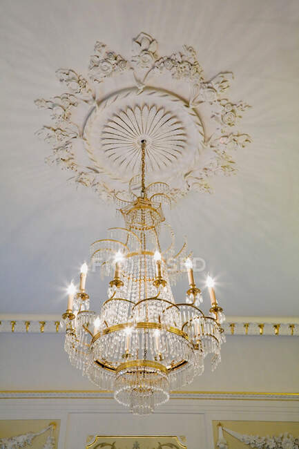 Chandelier in Chopin Museum, Warsaw, Poland — Stock Photo