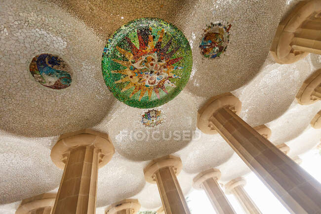 Mosaic ceiling, Park Guell, Barcelona, Spain — Stock Photo