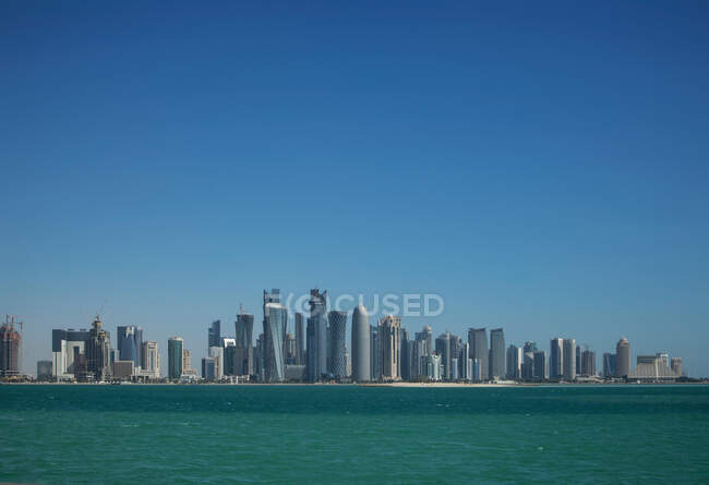 Arranha-céus do centro de Doha, Qatar — Fotografia de Stock