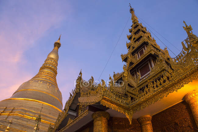 Shwedagon Pagoda, Rangum, Mianmar — Fotografia de Stock