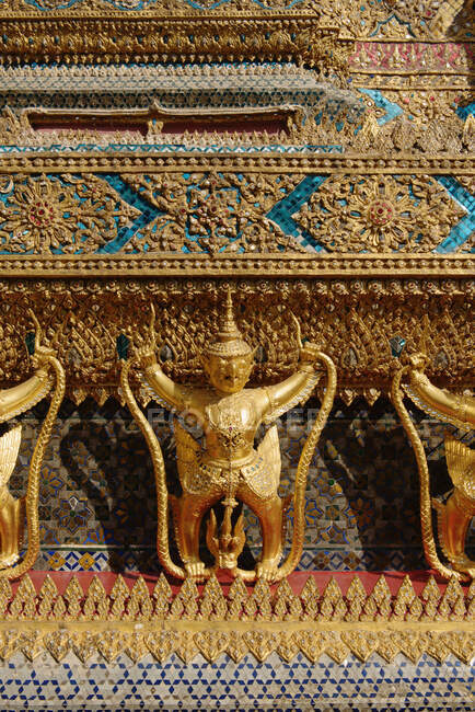 Detalhe do Templo da Esmeralda Buda, Bangkok, Tailândia — Fotografia de Stock