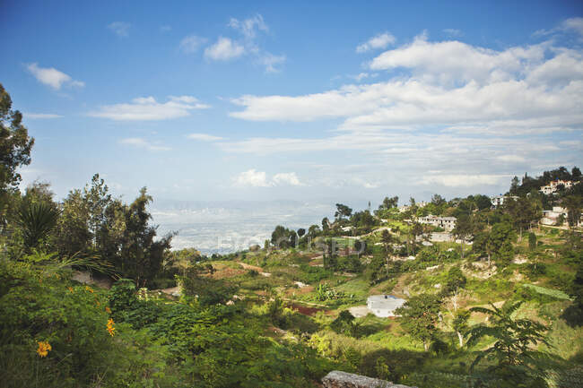 Вид на Порт-о-Пренс, Гаити из сельской местности Фермайта — стоковое фото