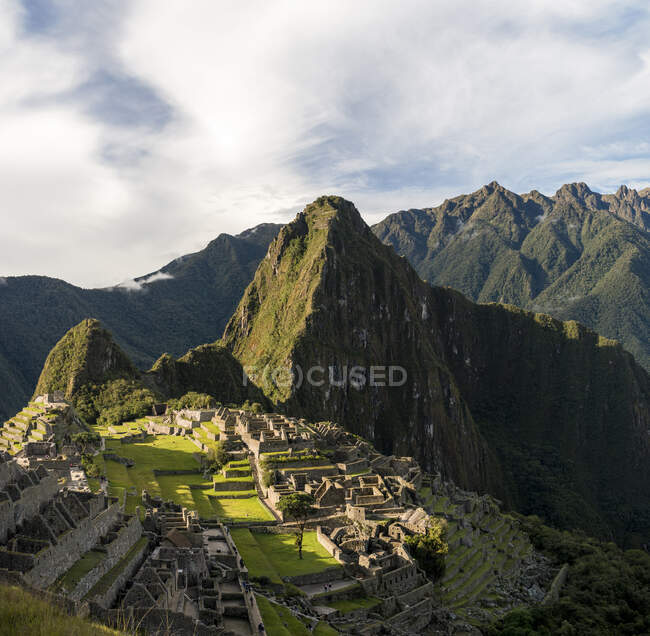Vista de Machu Picchu, Valle Sagrado, Perú, América del Sur - foto de stock