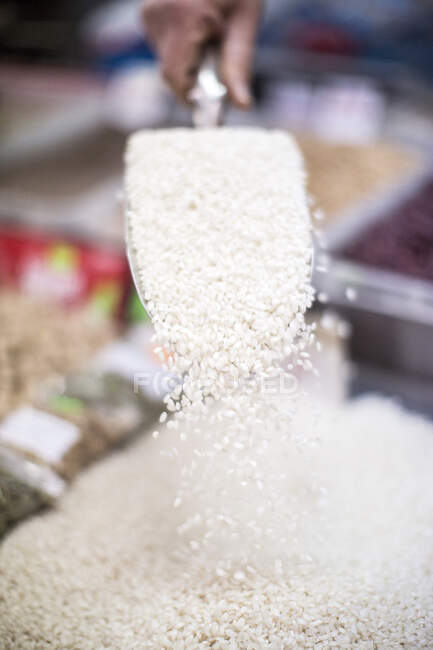 Arroz Paella no mercado de alimentos, close up — Fotografia de Stock