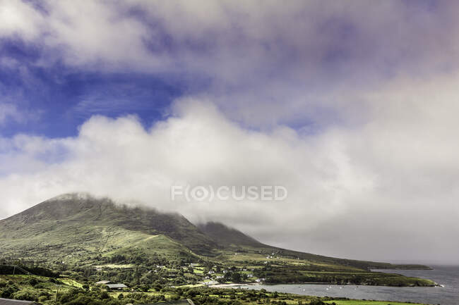 Vista de Dingle peninsular, Condado de Kerry, Irlanda - foto de stock