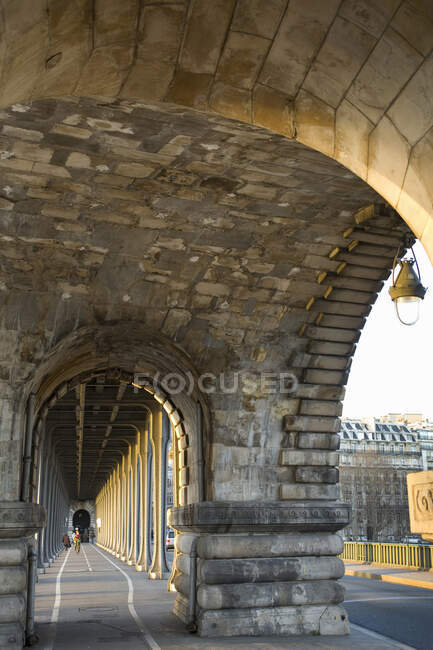 Puente de Bir-hakeim, París, Francia - foto de stock