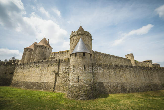 City walls and fort, Carcassonne, Languedoc-Roussillon, France — Stock Photo