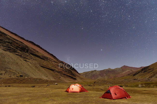 Voie lactée, Ausangate, chaîne de montagnes Willkanuta, Andes, Pérou — Photo de stock