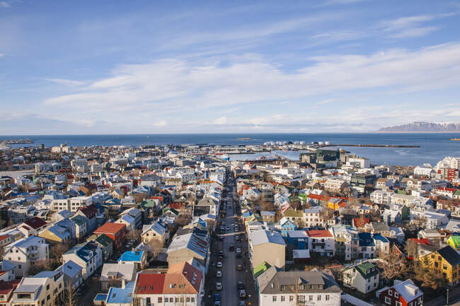 View from the top of Hallgrimskirkja towards harbor, Reykjavik, Iceland — Stock Photo