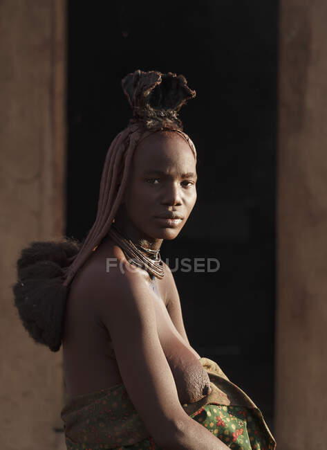 Retrato de Himba woman, Namibia, Africa - foto de stock