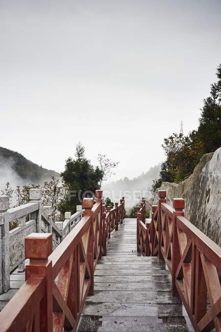 Passerelle, Hengshan, Nanyue, Chine — Photo de stock