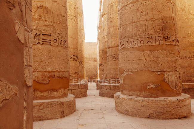 Pillars at Karnak Temple complex, Luxor, Egypt — Stock Photo