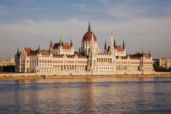 Parlamentsgebäude, budapest, ungarisch — Stockfoto