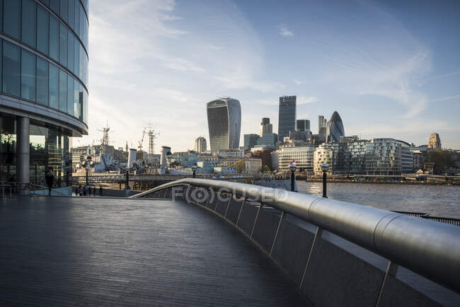 Вид на улицы и призраки в зданиях со стороны Большого Лондона — стоковое фото