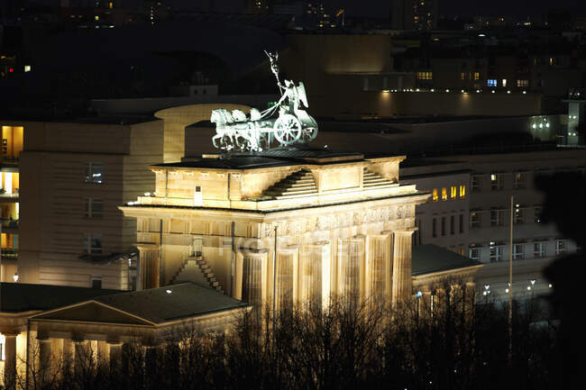 Porte de Brandebourg la nuit, Berlin, Allemagne — Photo de stock