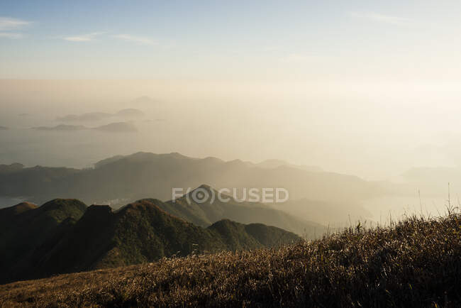 Lantau Peak, Isola di Lantau, Hong Kong, Cina — Foto stock