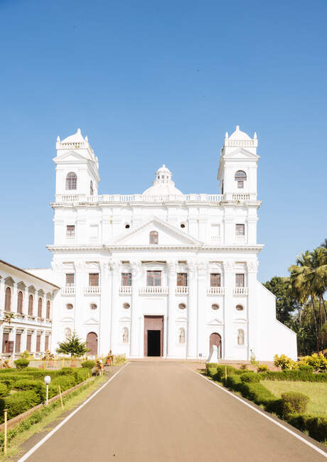 El convento de San Cajetán y la Iglesia de la Divina Providencia - foto de stock