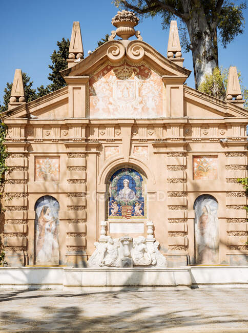 Facade or ornamental fountain, Jardines de Catalina de Rivera, Spain — Stock Photo