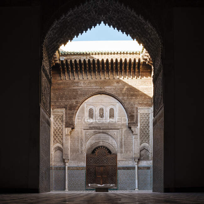 Interno di Al Attarine Madrasa, Fes, Marocco, Nord Africa — Foto stock