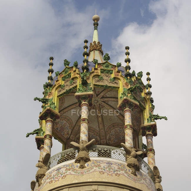 Tour en pierre sculptée de la tour Andreu, Barcelone, Catalogne, — Photo de stock