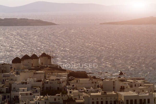 Elevated view of rooftops and traditional windmills on coast, My — Stock Photo