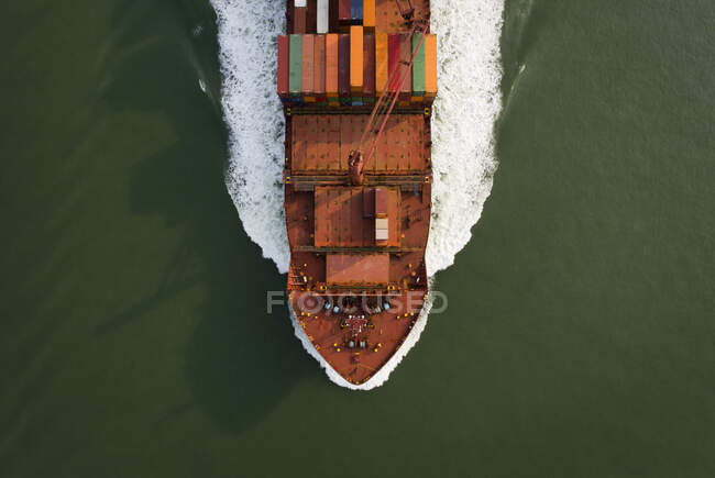 A large container ship sails to the port of Antwerp from the Net — Stock Photo