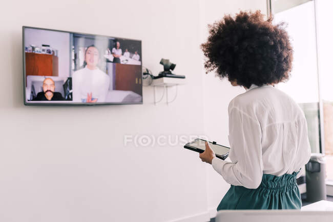 Businesswoman in video meeting — Stock Photo