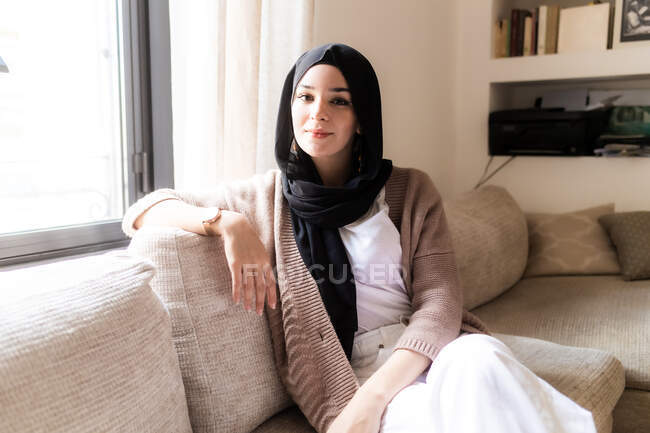 Young muslim woman at home — Stock Photo