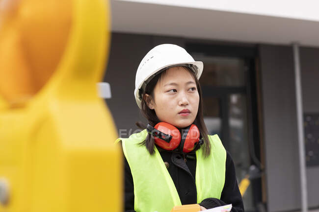 Woman working in industry — Stock Photo