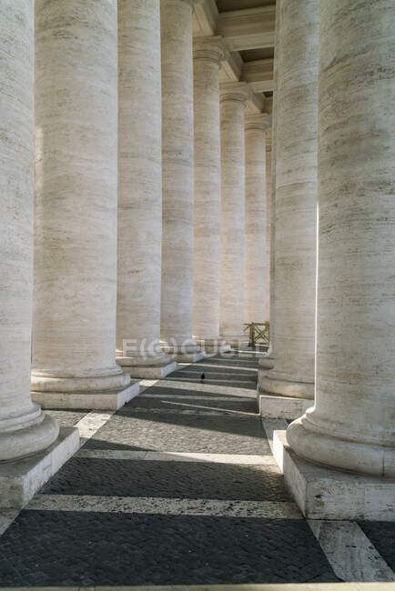 Italy, Lazio, Colonnade in Rome — Stock Photo