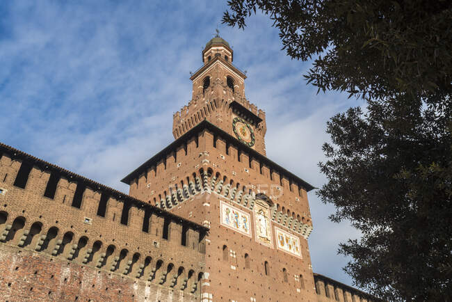 Italia, Lombardía, Milán, Castello Sforzesco - foto de stock