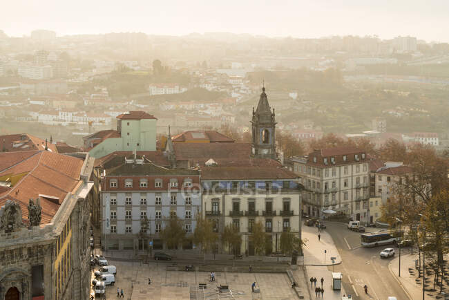 Португалія, Порто, Високий кут огляду старих міських будівель. — стокове фото