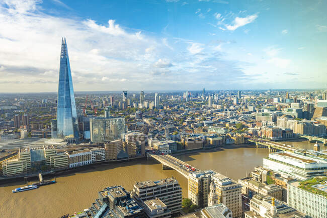 Велика Британія, Англія, Лондон, Cityscape with The Shard — стокове фото
