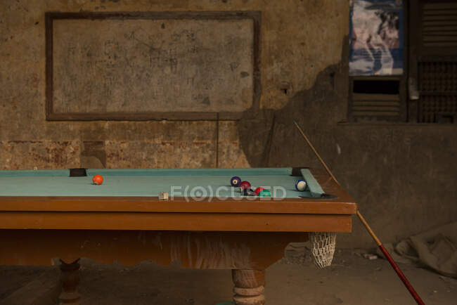 Cambodia, Battambang, Old pool table — Stock Photo