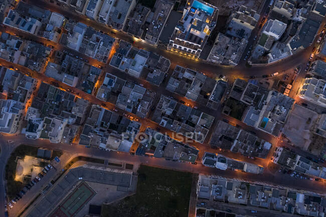 Malta, Mellieha, Vista aérea de los edificios de apartamentos - foto de stock
