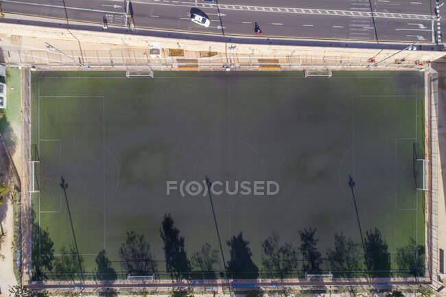 Spagna, Valencia, Vista aerea del campo di calcio vuoto — Foto stock