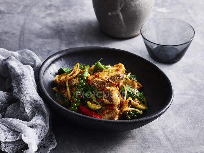 Padt Cha Bpla meal — Stock Photo