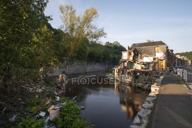 Bélgica, Pepinster, Casa dañada por las inundaciones - foto de stock