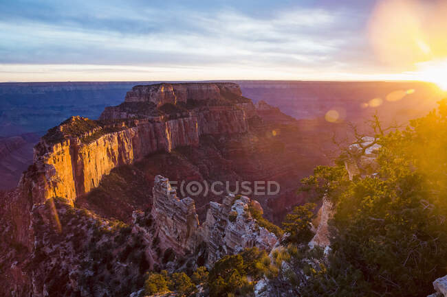États-Unis, Utah, Springdale, Parc national de Zion montagnes au coucher du soleil — Photo de stock