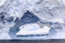 Scenic view of ocean iceberg in Antarctica. — Stock Photo